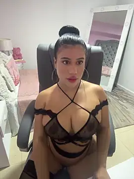 AshleyFerrer online show from 13, 11, 2025