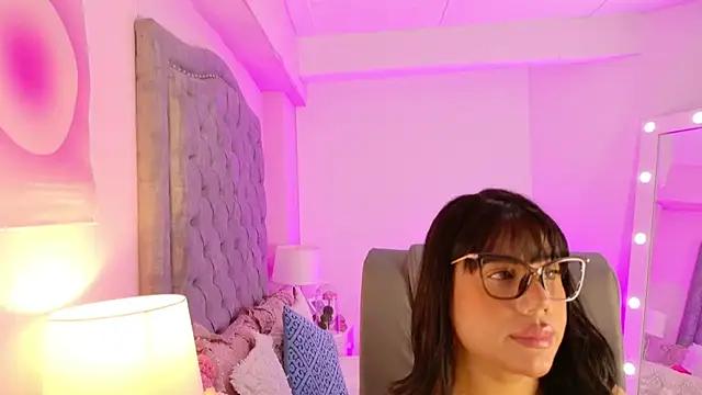 AshleyFerrer online show from 5, 10, 2025