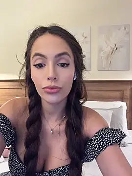 Amber Rush  online show from 25, 5, 2026