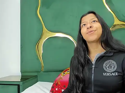 VaneLin18 online show from 7, 1, 2026