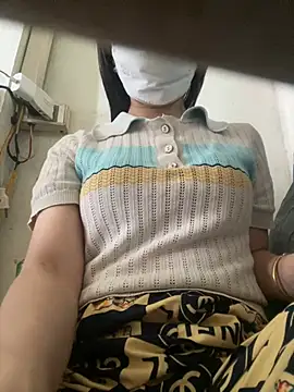 Tuongvy05 online show from 3, 3, 2025