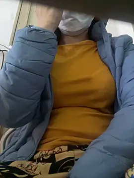 Tuongvy05 online show from 27, 2, 2025