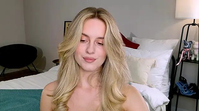 RozzitaBedberry online show from 5, 10, 2025