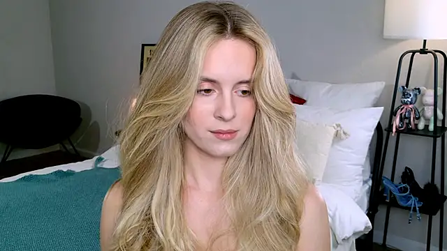 RozzitaBedberry online show from 24, 10, 2025