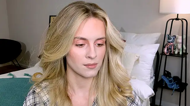 RozzitaBedberry online show from 19, 10, 2025