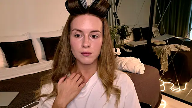 RozzitaBedberry online show from 29, 5, 2026