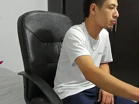 Chandler ken online show from 29, 10, 2025