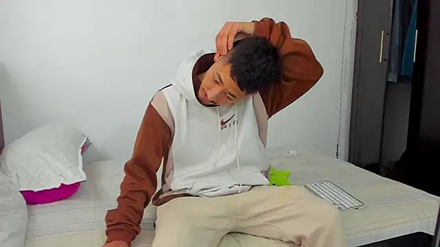 Snapshot of Chandler_ken chatting on 5, 2, 2026 Chandler ken online show from 5, 2, 2026