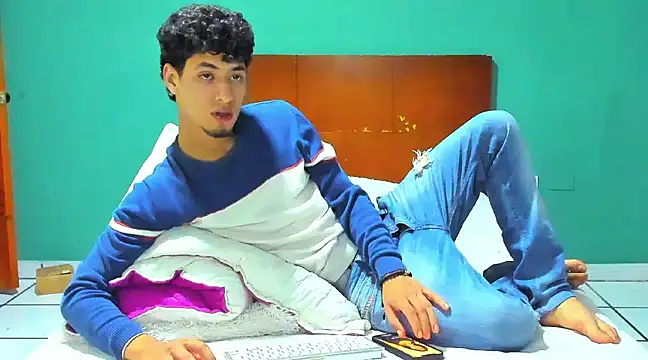 Chandler ken online show from 6, 3, 2025