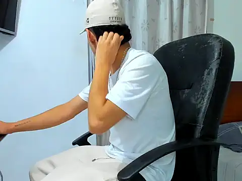 Snapshot of Chandler_ken chatting on 18, 12, 2025 Chandler ken online show from 18, 12, 2025