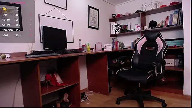 LiaTaylorr online show from 11, 3, 2026