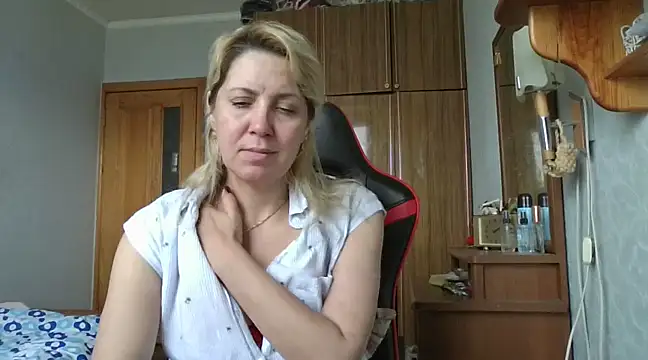 Snapshot of IrinaB1 chatting on 19, 3, 2025 IrinaB1 online show from 19, 3, 2025