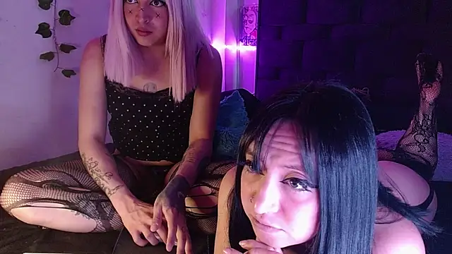 the lesbian game online show from 4, 3, 2025