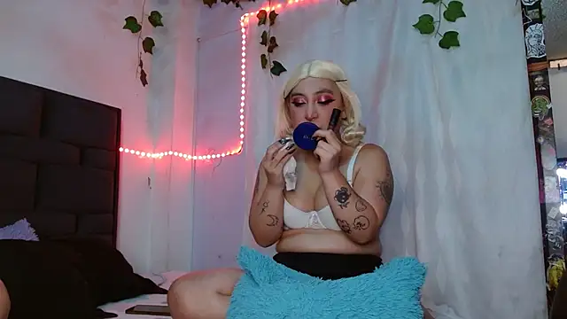 the lesbian game online show from 14, 2, 2026