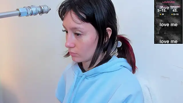 lizzy davis 1 online show from 27, 10, 2025