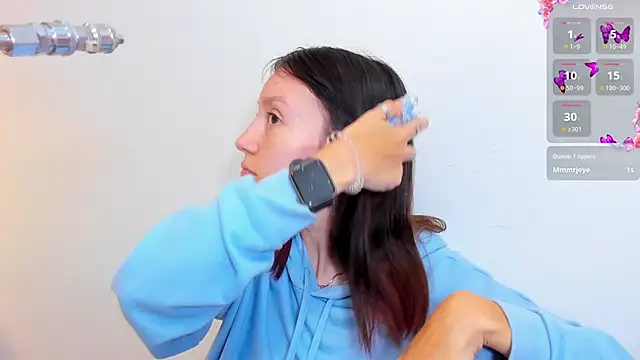 lizzy davis 1 online show from 15, 9, 2025