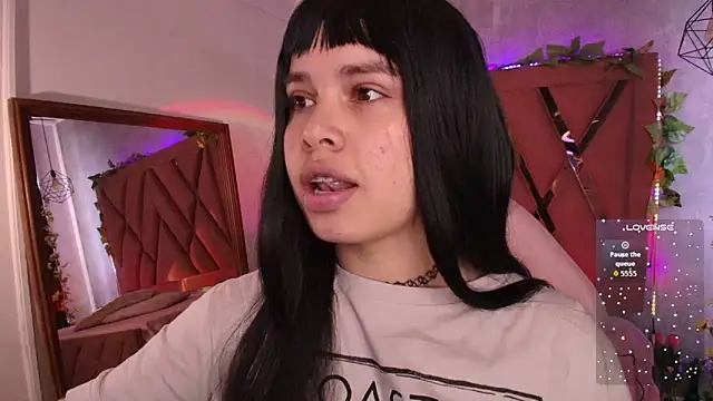 Haelycute online show from 28, 9, 2025