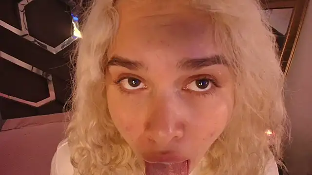 Haelycute online show from 5, 10, 2025