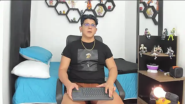 Snapshot of Siul_bigboy chatting on 18, 3, 2025 Siul bigboy online show from 18, 3, 2025