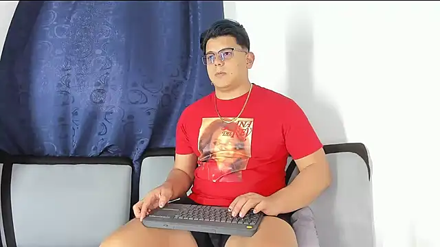 Snapshot of Siul_bigboy chatting on 15, 3, 2025 Siul bigboy online show from 15, 3, 2025