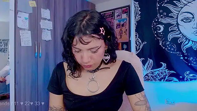 melissahowl online show from 8, 10, 2025