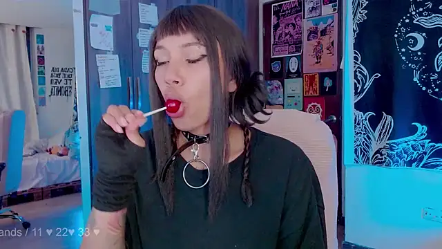 melissahowl online show from 8, 10, 2025