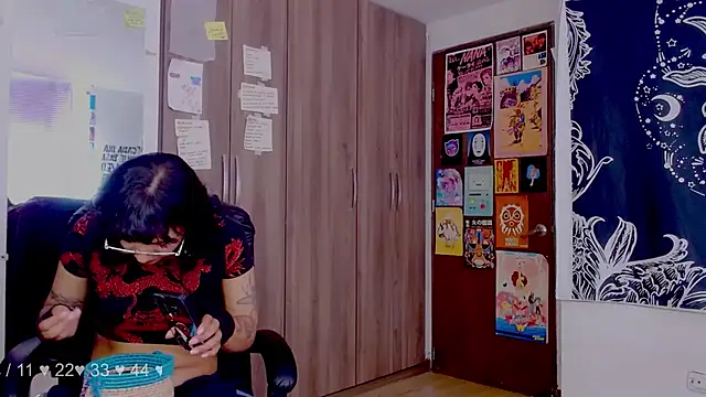 melissahowl online show from 12, 10, 2025