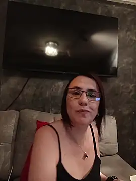 IsisBlake online show from 13, 2, 2026