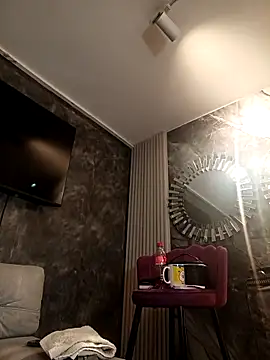 IsisBlake online show from 11, 9, 2025