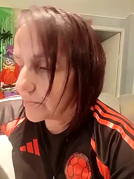 IsisBlake online show from 12, 10, 2025