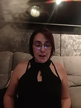 IsisBlake online show from 24, 2, 2026