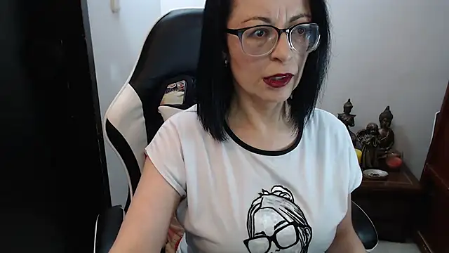 AnasstaciaEvans online show from 29, 3, 2026