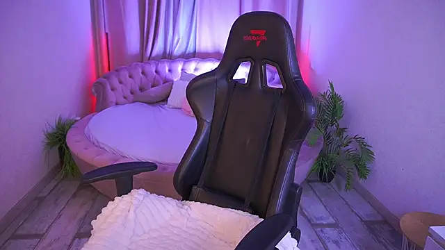 Mille Joy online show from 17, 11, 2025