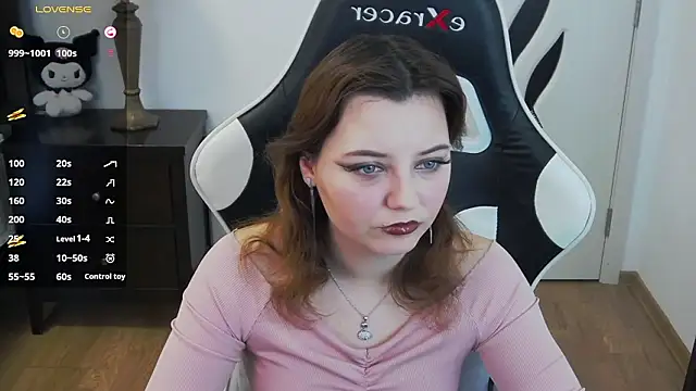 pretty little thing online show from 17, 2, 2026