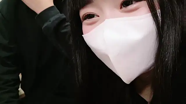 Mia--meow online show from 28, 1, 2025