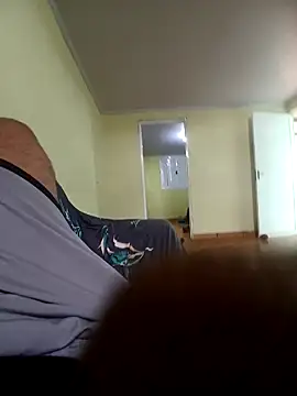 Snapshot of morenogts69 chatting on 4, 11, 2025 morenogts69 online show from 4, 11, 2025