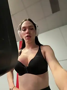 Snapshot of Carlita_cute chatting on 5, 2, 2026 Carlita cute online show from 5, 2, 2026