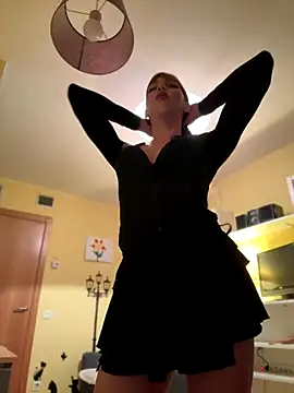 Carlita cute online show from 5, 12, 2025