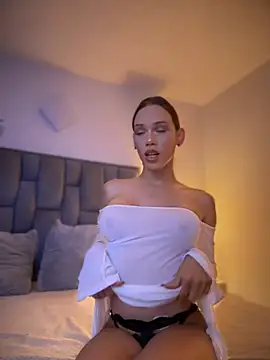 Snapshot of Carlita_cute chatting on 18, 3, 2025 Carlita cute online show from 18, 3, 2025