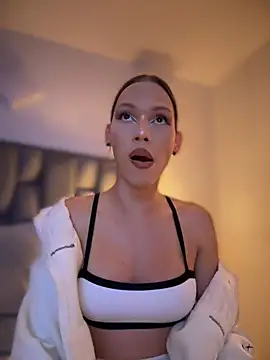 Snapshot of Carlita_cute chatting on 13, 3, 2025 Carlita cute online show from 13, 3, 2025