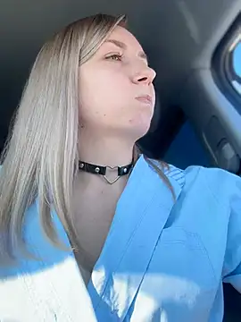 Snapshot of Crazy-Rosa chatting on 22, 2, 2025 Crazy-Rosa online show from 22, 2, 2025