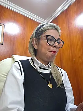 Cata Office-12 online show from 8, 10, 2025