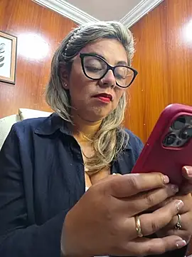 Cata Office-12 online show from 25, 10, 2025