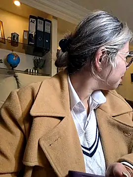 Cata Office-12 online show from 21, 2, 2025