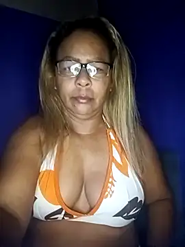 Afroditabichota online show from 19, 10, 2025