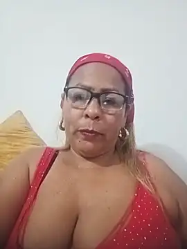 Afroditabichota online show from 6, 11, 2025