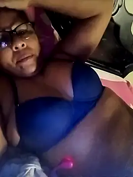 Afroditabichota online show from 9, 9, 2025