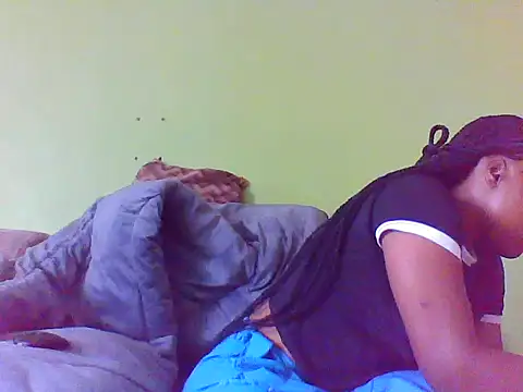 EBONYVANILLA02 online show from 17, 10, 2025