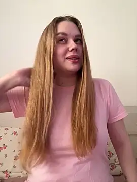 Snapshot of Marylallka5 chatting on 16, 6, 2026 Marylallka5 online show from 16, 6, 2026