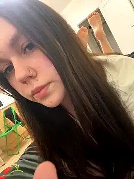 Marylallka5 online show from 5, 12, 2025